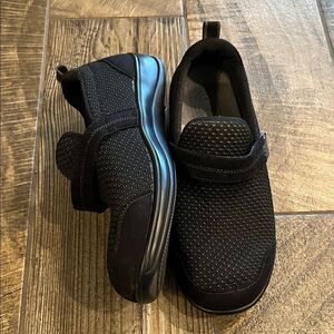 Orthofeet shoes